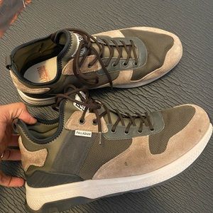 Men’s sneakers
